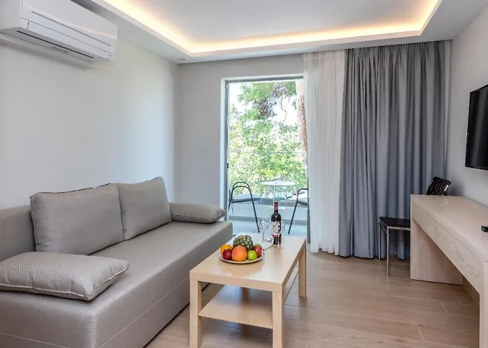 Otel Triton Boutique