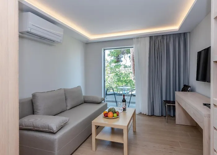 Triton Boutique Otel