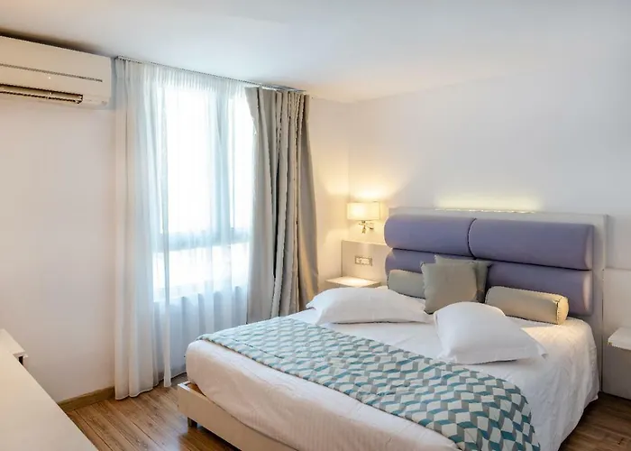 Triton Boutique İstanköy