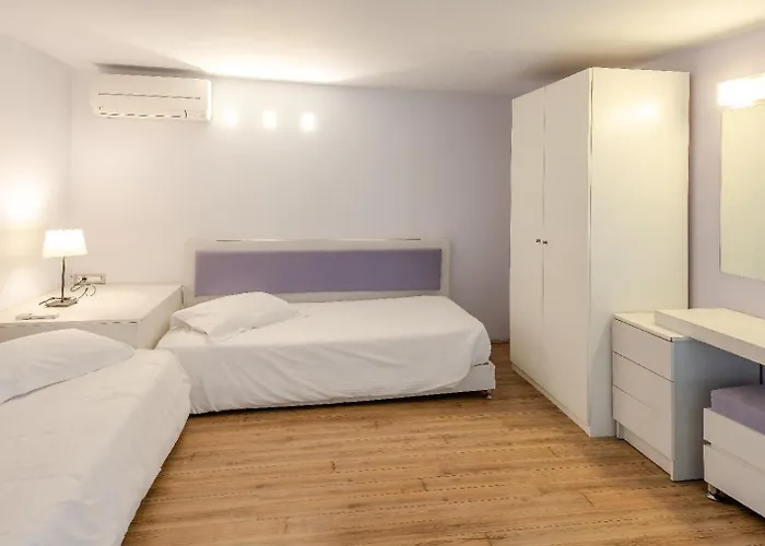 Triton Boutique İstanköy