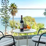 Triton Boutique 4*
