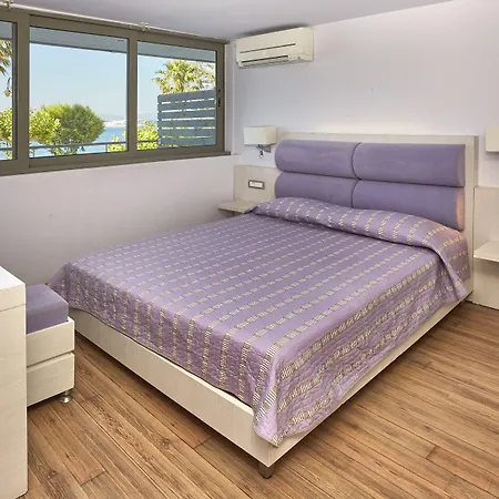 Triton Boutique فندق بلدة كوس