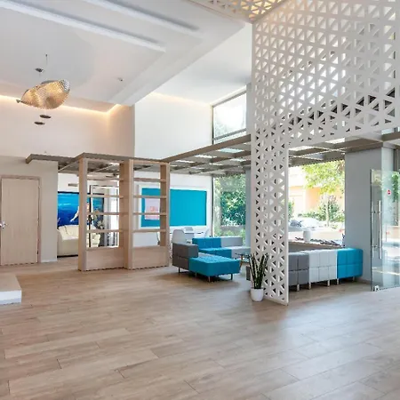 Triton Boutique فندق بلدة كوس