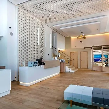 Triton Boutique Hotel 4*