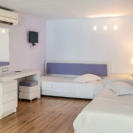 Triton Boutique 4*