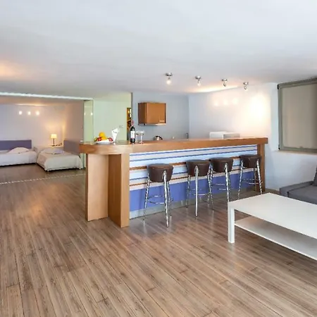 Triton Boutique ホテル コス・タウン