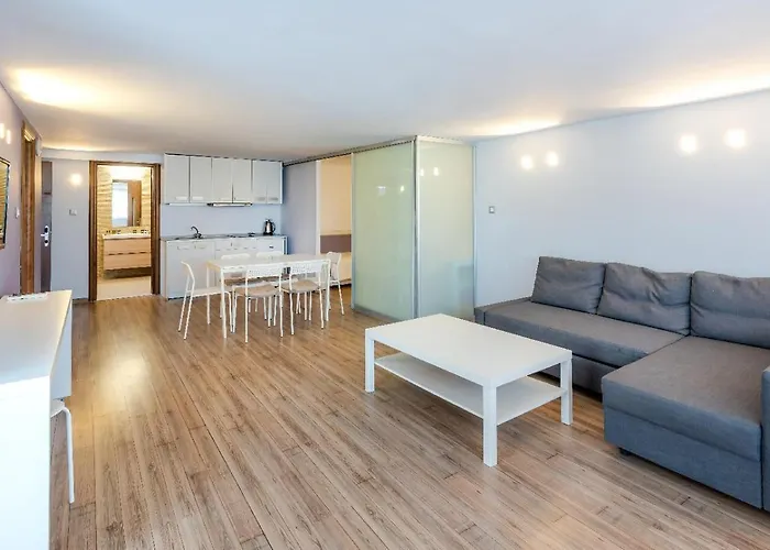 Triton Boutique Hotel 4*