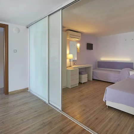 Triton Boutique Hotell